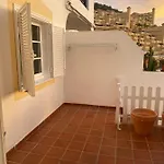 Апартаменти En *