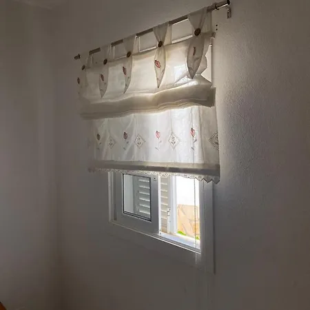 En